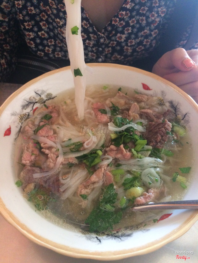 Phở tái nạm