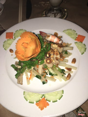 Gỏi ngó sen tôm thịt