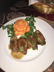 Thịt bò cuộn măng tây