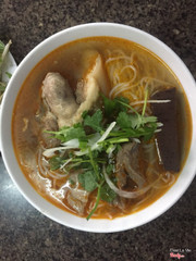 Tô bún bò giò heo