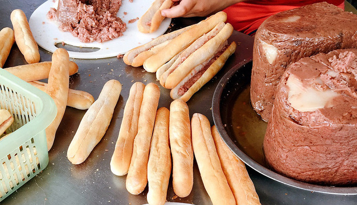 Bánh Mì Que Tứ Hải - Chu Văn An