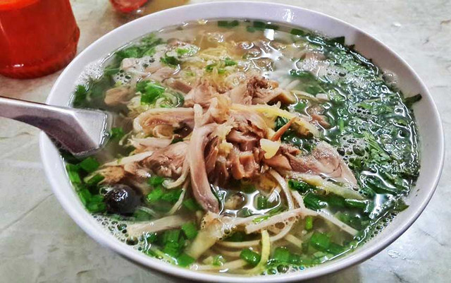 Bà Tố Hàng Bè - Phở Gà & Bún Thang