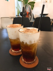 Trà đen machiato vs milkfoam đầy ự