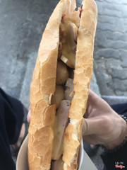 Bánh mì trứng chả