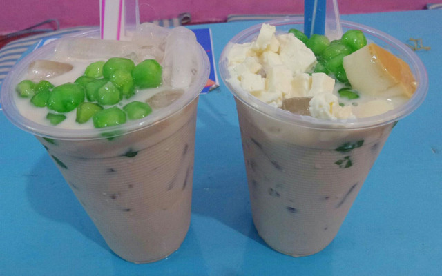 Queen Bee - Milktea, Tasty Food & Coffee