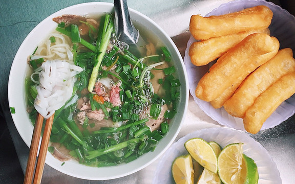 Thủy Sinh - Phở Bò