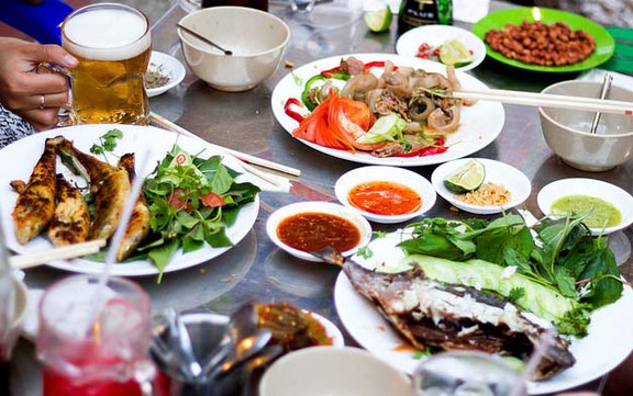 Minh Châu - Bia Hơi, Cơm & Các Món Nhậu