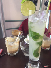 Nước ép chanh hạt chia mình thấy lạ giải khát okay