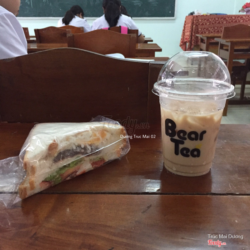 Sandwich kẹp & Trà sữa 