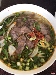 Bún bò huế