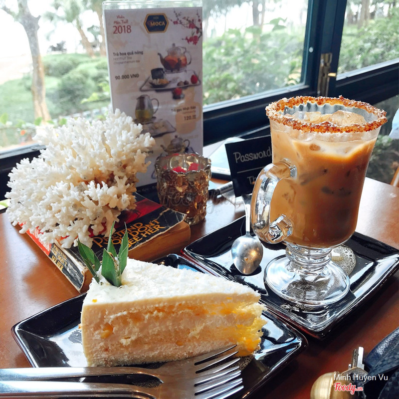 Bánh bắp, cà phê rượu