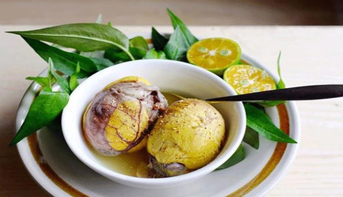 Quán Vỉa Hè - Gỏi Cuốn & Trứng Lộn