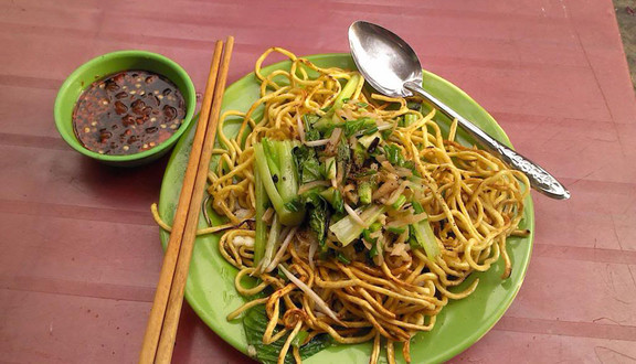 Tiệm Ăn Nam Long