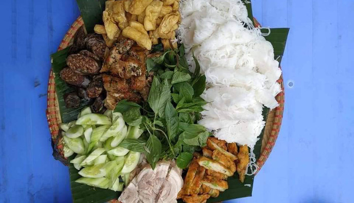 Bún 17 - Bún Đậu Mẹt, Bún Giả Cầy & Mì Vằn Thắn