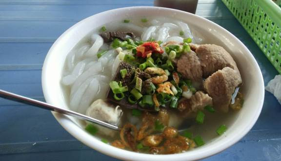 Bánh Canh Tôm, Bánh Canh Giò Heo - Lý Thường Kiệt