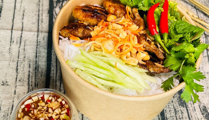 Bún Chả Cô Ba Xuân Thủy - Phan Văn Trường