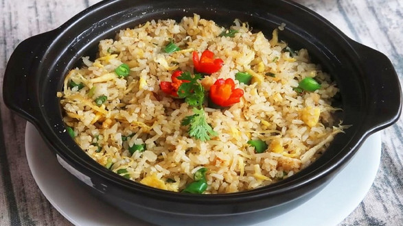 Quán Cơm 588 - Cơm Chiên, Hủ Tíu, Mì & Nui Xào