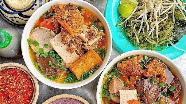 Ngân - Bún Riêu Cua Bò - Phạm Văn Đồng