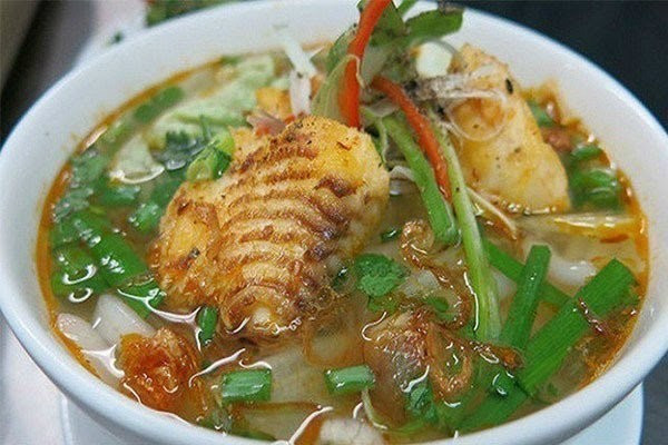 Bánh Canh Cá Lóc Cậu Cường Đô La - Trần Văn Xã