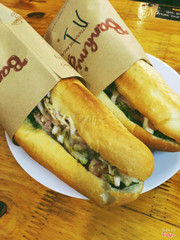 bánh mì P