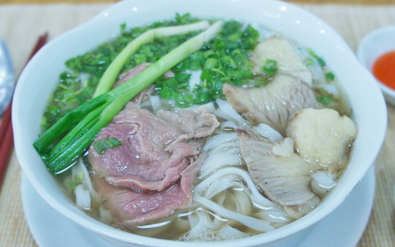 Phở Bích Ngân - Lộ Số 4