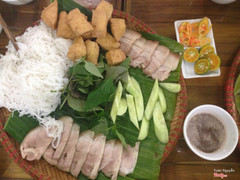 Bund đậu mắm tôm