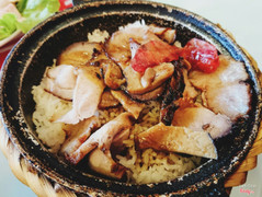 Cơm niêu gà teriyaki