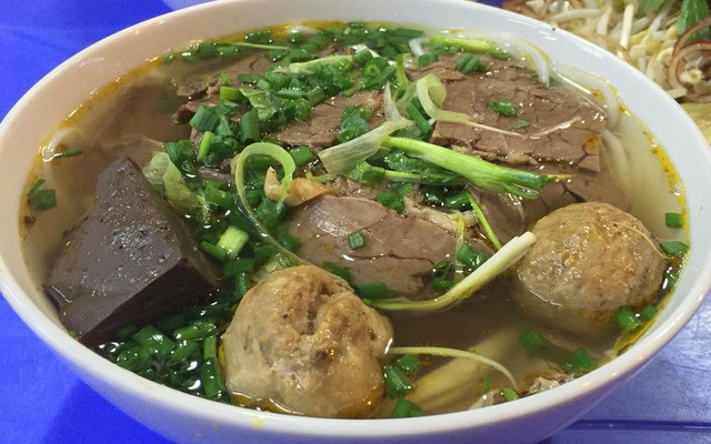 Bún Bò 596