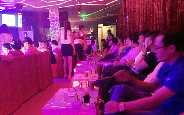 Mode Coffee Lounge - DJ Cafe