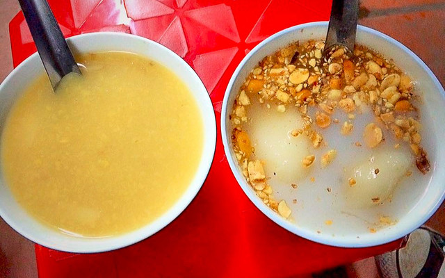 Chè Bà Thơm - Quán Thánh