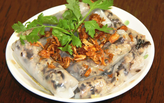 Bánh Cuốn Nóng - Lê Lai