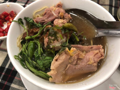 Gà tiềm ớt hiểm