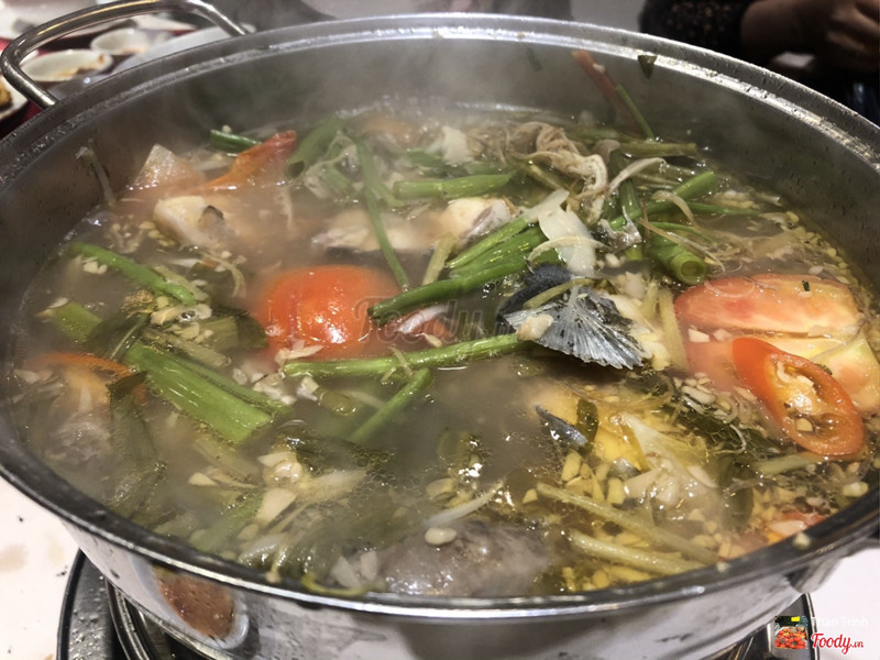 Cá tầm nấu lẩu