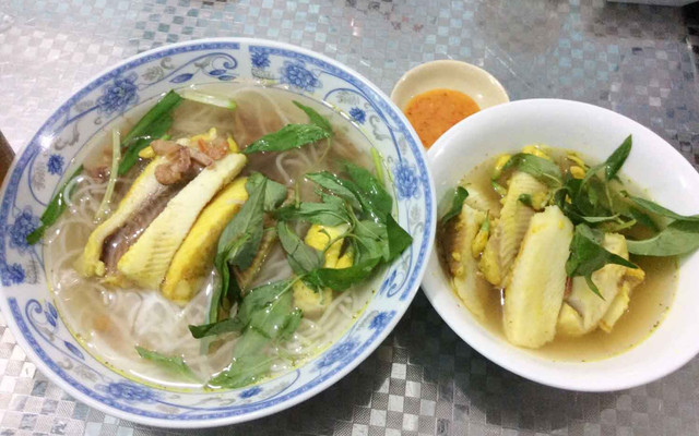 Ẩm Thực Quán - Bún & Bánh Mì Sốt Vang - 6B Ngõ 259 Yên Hoà