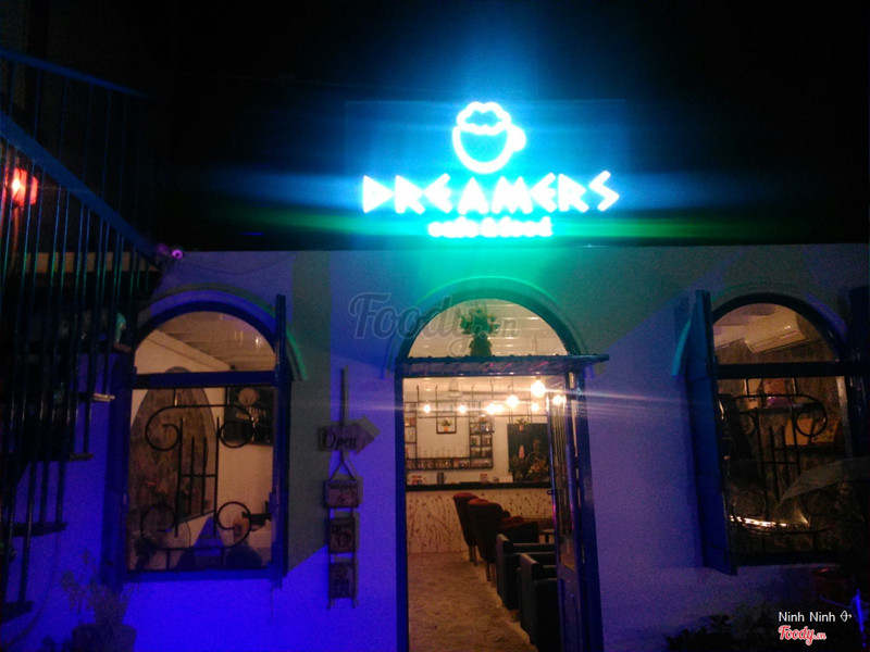 Sáng lung linh vào buổi tối luôn