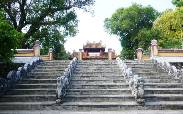 Lăng Gia Long