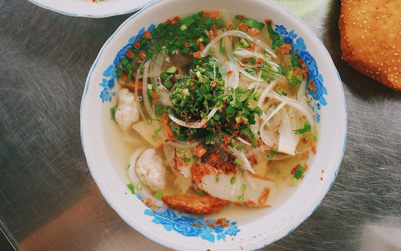 Bà Sâm - Bánh Canh