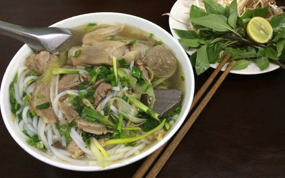 Bún Bò Huế Hồng Đào