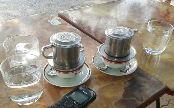 Việt Lào Cafe