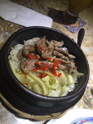 Cơm bò tay cầm