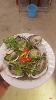 hào sống tái  chanh