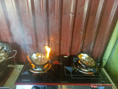 Bò né ( thịt bò + trứng + xíu mại) 