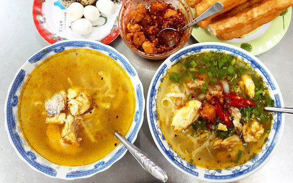 Kim Phi - Bánh Canh Huế