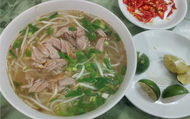 Phở Bò & Bia Hơi Sài Gòn - Trần Duy Hưng