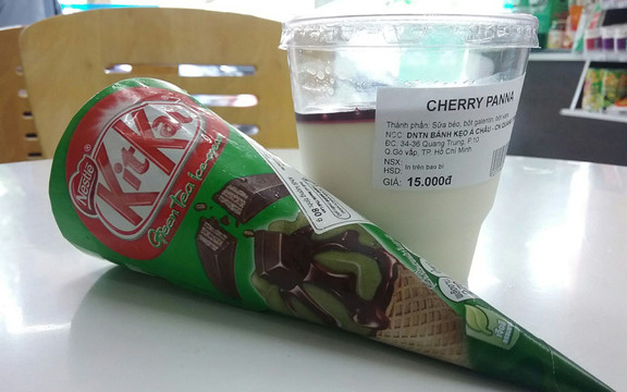 FamilyMart - 39 Đường D2