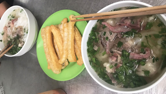 Quang Phất - Phở Bò, Phở Gà & Cơm Rang