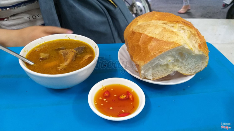 Phá Lấu Bánh Mì