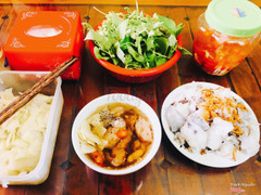 Bánh Cuốn Chả Nóng