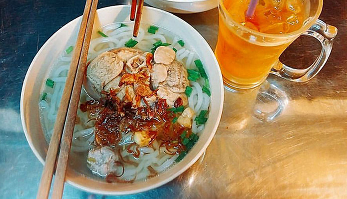 Bánh Canh Sườn Thố Đá