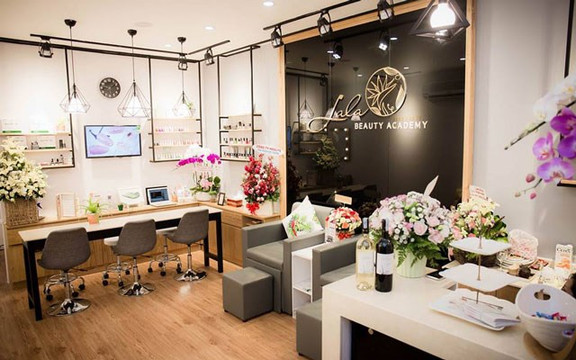 Lala Beauty Clinic